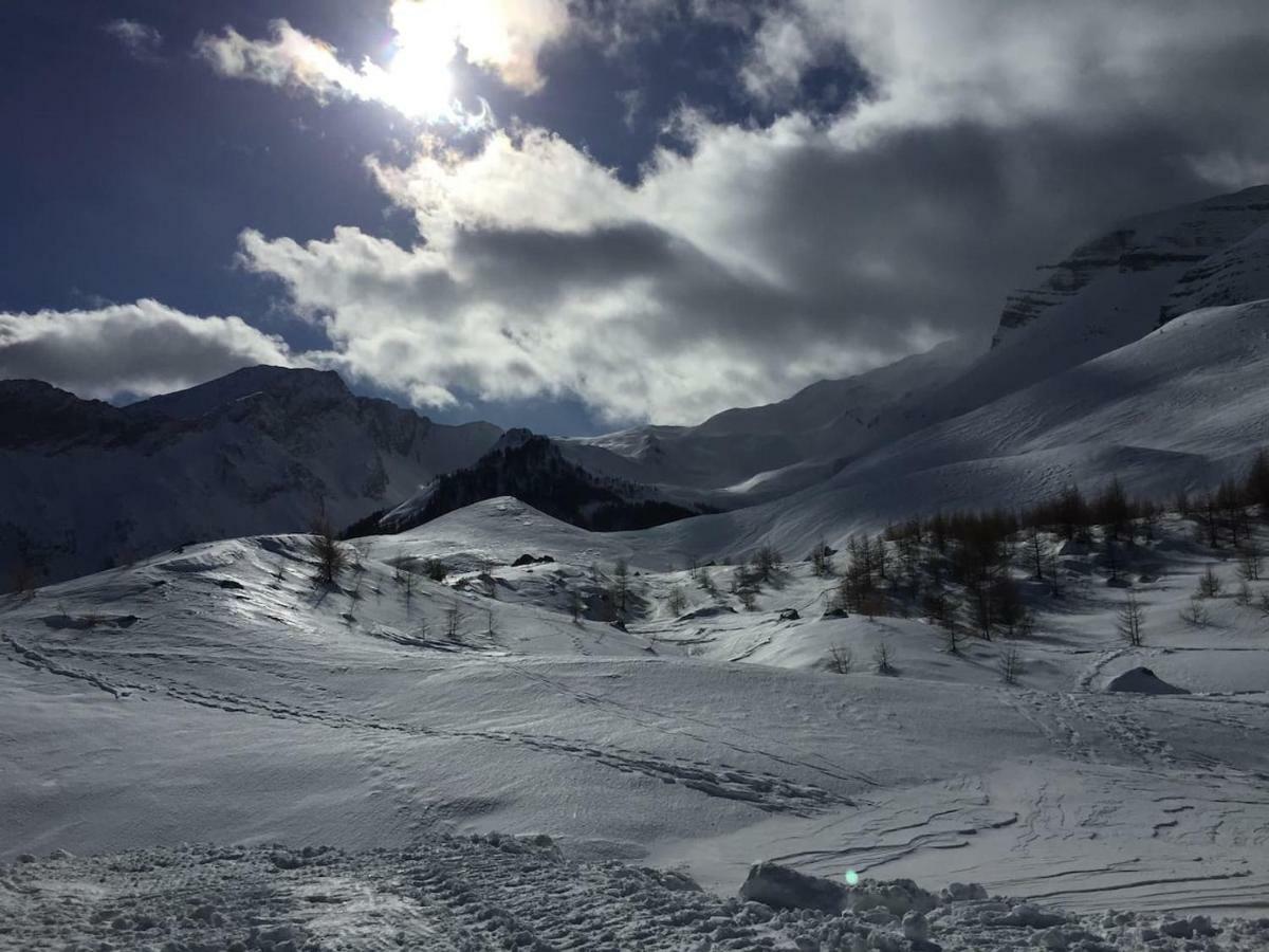Duplex De Standing, Chalets Des Rennes, Vars Vars  Bagian luar foto
