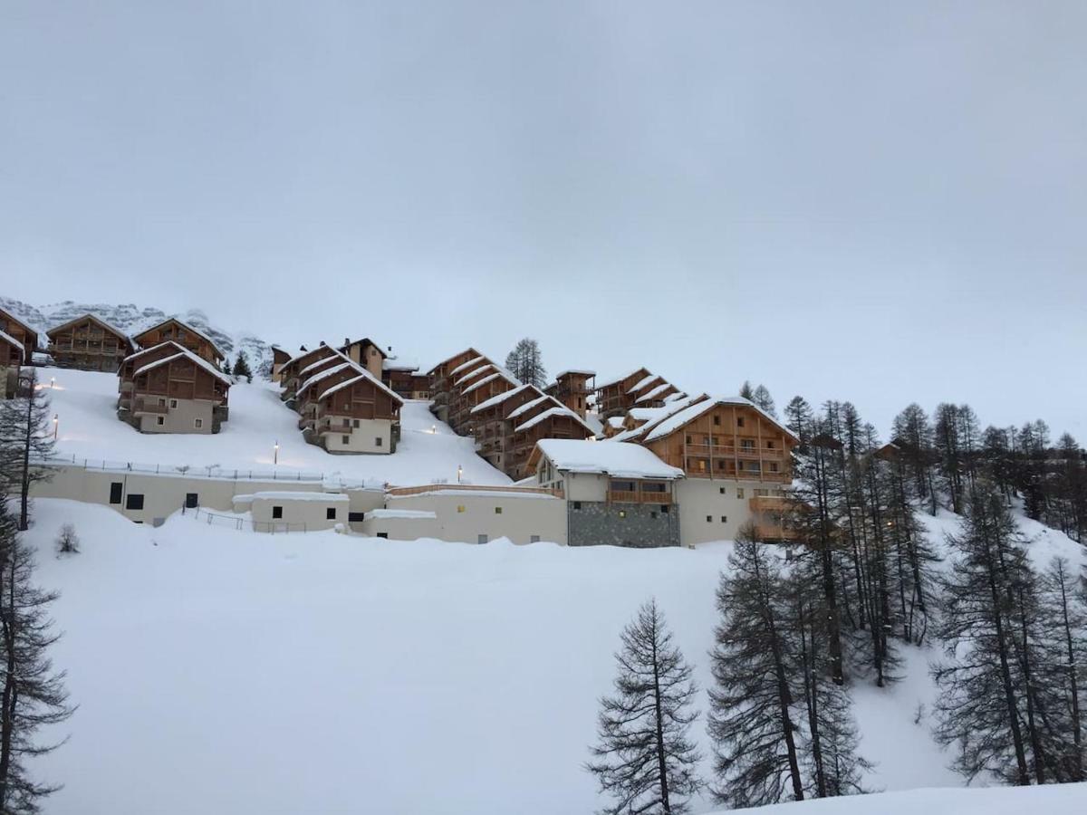 Duplex De Standing, Chalets Des Rennes, Vars Vars  Bagian luar foto